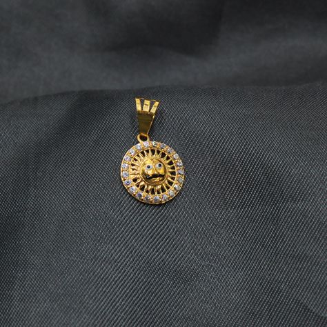 Gold Pendant Indian, Kids Gold Jewellery, Gold Pendants For Men, Gold Pendants, Sun Face, Gold Pendant Jewelry, Gold Sun, Simple Pakistani Dresses, Pricing Jewelry