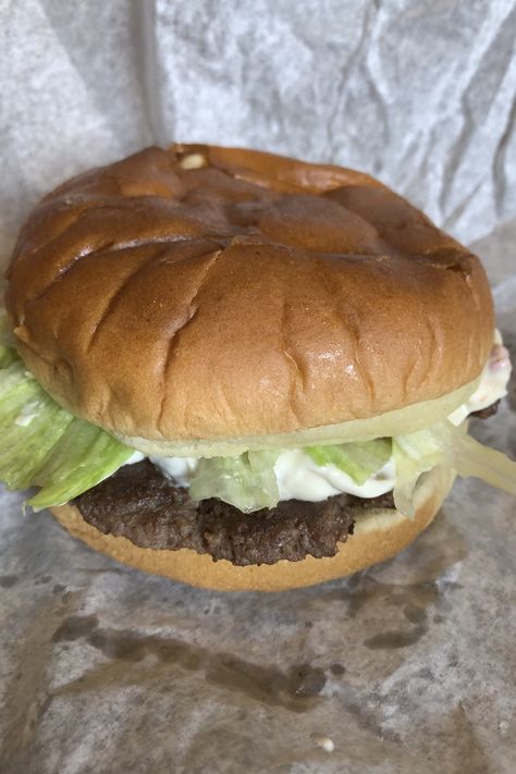 The Olive Burger is regional specialty from the state of Michigan. Weston's Kewpee has been arguably selling this beauty since 1923. Olive Burger Sauce, Olive Burger Recipe, Michigan Olive Burger Recipe, Olive Burger, Hardees Burger, Worchester Sauce Burgers, Grilled Cheese Burger Cheeseburgers, Big Boy Restaurants, Unique Burgers