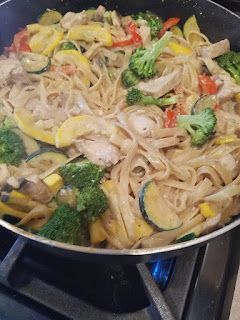 Teriyaki Chicken Fettuccine, Teriyaki Alfredo Pasta Chicken, Teriyaki Pasta, Chicken Fettucini, Chicken Fettuccine Recipe, Chicken Fettucine, Postpartum Meal, Fettuccine Recipe, Chicken Fettuccine Alfredo