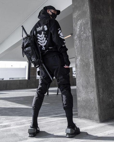 Cyberpunk Outfit, Mode Cyberpunk, Tech Clothing, Techwear Streetwear, Techwear Fashion, Cyberpunk Clothes, Cyberpunk Fashion, Unique Hoodies, Cyberpunk Style