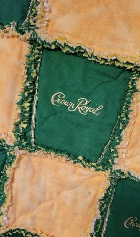 Crown Royal Rag Quilt, Crown Royal Bag Blanket, Crown Royal Blanket Diy, Crown Royal Quilts Ideas Patterns, Crown Royal Blanket, Crown Royal Bags Ideas, Crown Royal Bags Ideas Diy, Crown Royal Bag Quilt, Crown Royal Diy