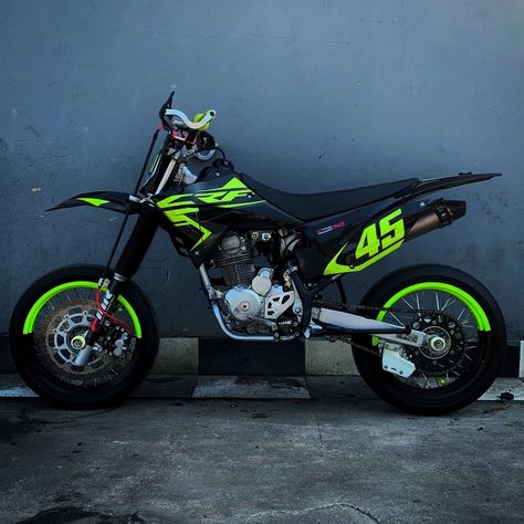 Crf 230 supermotar Instagram : https://instagram.com/thiagonogueira45?igshid=ZmVmZTY5ZGE= Adventure Bike Motorcycles, Bike Motorcycles, Dirt Bike Gear, Scott Hall, Four Wheelers, Bike Gear, Adventure Bike, Dirt Bikes, Dirt Bike