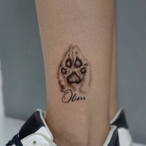 realistic pet paw tattoo Paw Design Tattoo, Pet Paws Tattoo, Dogs Paw Tattoo Ideas, Golden Retriever Paw Tattoo, Pet Paw Tattoo, Paw Print Tattoo Cat, Realistic Cat Tattoo, Cat Paw Tattoo, Cat Paw Print Tattoo