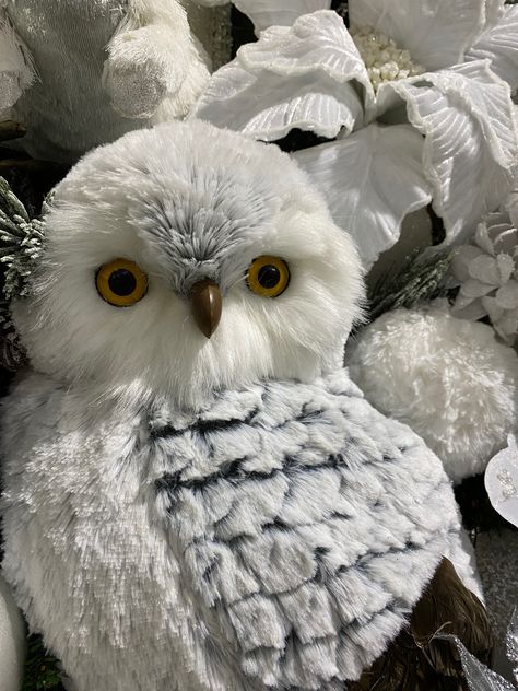 Christmas Owls Decorations, Woodland Themed Christmas, Owl Decorations, Themed Christmas Tree, Owl Christmas, Grey Owl, Gray Owl, Themed Christmas, Christmas Owls