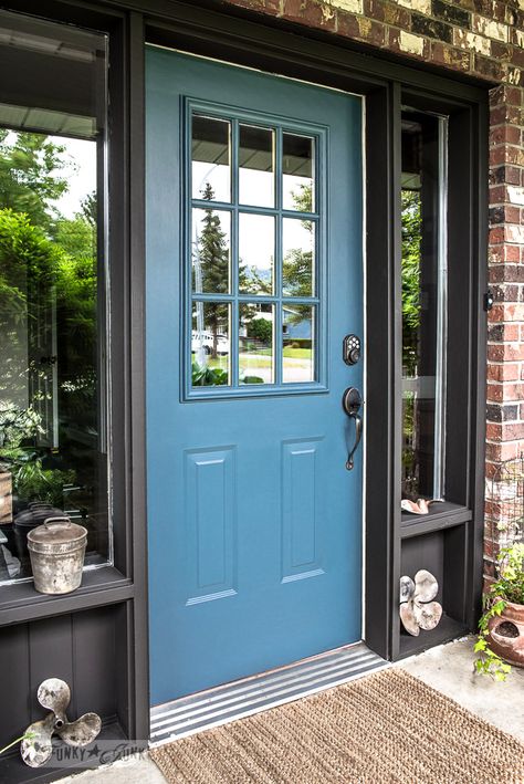 From abandoned home burgundy, to high-five blue! Gorgeous, Industrial front door redo with painting tips, using Homestead Blue by Fusion Mineral Paint. / funkyjunkinteriors.net Door Paint Colors Interior, Industrial Front Door, Front Door Redo, Industrial Front Doors, Window Front Door, Door Redo, Front Door Paint, Garage Door Types, Blue Front Door