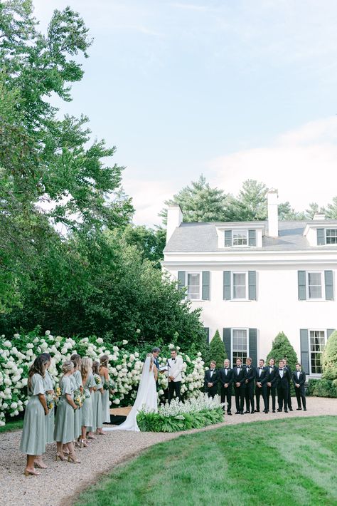 Unique Ceremony Setup with Low Florals Moody Wedding Pictures, Wedding Design Ideas, Photography Camp, New England Garden, Maine Wedding Venues, Garden Weddings Ceremony, East Coast Wedding, New England Wedding, Historic Wedding