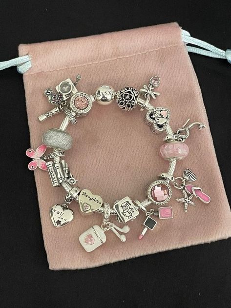 Pandora Bracelet Charms Ideas, Girly Bracelets, Pandora Bracelet Designs, Bracelet Pandora, Wrist Jewelry, Jewelry Accessories Ideas, Pink Girly Things, Pandora Bracelet Charms, Girly Accessories