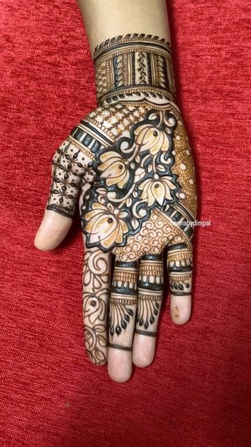 Henna Pen, Mahendi Designs, Henna Stain, Henna Night, Latest Mehndi, Simple Henna, Latest Mehndi Designs, Henna Patterns, Henna Artist