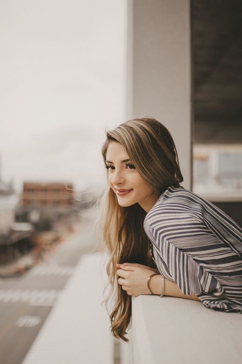 Rooftop Photoshoot, Senior Portraits Girl, Senior Portrait Poses, Senior Photo Poses, Senior Photo Outfits, Grad Photoshoot, Galveston Texas, Galveston Tx, Senior Photoshoot