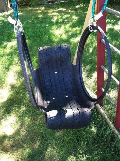 Diy Tire Projects, Kids Play Yard, Tire Projects, Repurposed Tire, Diy Tire, Tire Seats, Reuse Old Tires, Childrens Swings, Tire Swings