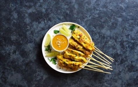 Chicken And Salad, Optavia Fueling Hacks, Chicken Satay Skewers, Optavia Diet, Satay Chicken, Green Dips, Fueling Hacks, Optavia Recipes, Cook Meals