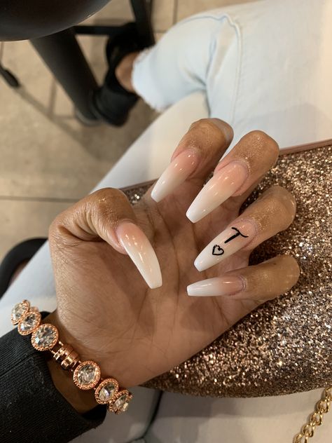 Acrylic Nails Boyfriends Name, Acrylic Nails With A T Initial, Nail Designs With A T Initial, Long Acrylic Nails Coffin With Initials, White Acrylic Nails Coffin With Initial, Nails With Letter T On Them, Nails Acrylic Coffin With Initial, Letter T Nails, Nails With Letter Design