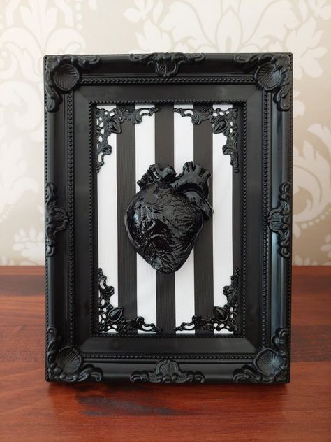 Emo Decor, Gothic Crafts, Goth Home, Goth Home Decor, Goth Decor, Gothic Home, Festive Holiday Decor, Goth Art, Gothic Halloween