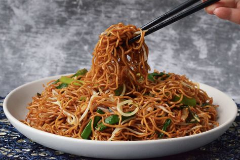 Noodles Chow Mein, Steamed Clams Recipe, Thai Coconut Chicken Soup, Asian Food Recipes, Beef Tapa, Thai Coconut Chicken, Chicken Katsu Curry, Teriyaki Pork, Steamed Clams