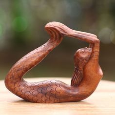 Mermaid Ceramics, Pottery Mermaid, Mermaid Carving, Yoga Sculpture, Wood Mermaid, Art Sculpture En Bois, Mermaid Sign, Mermaid Sculpture, Bow Pose