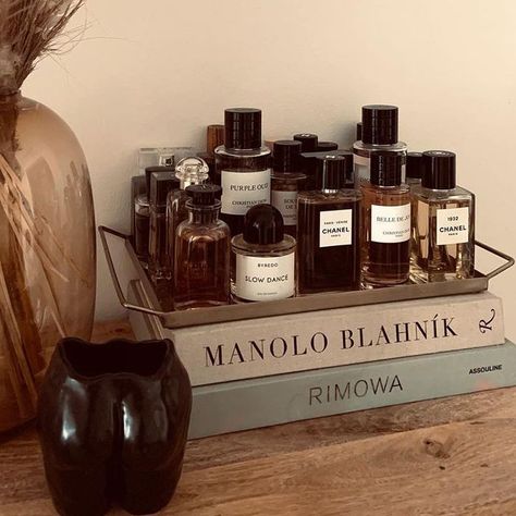 I'm a Perfume Snob, But These Affordable Fragrances Smell So Expensive Fragrance Aesthetic, Smell Expensive, Affordable Fragrances, Tom Ford Neroli Portofino, The Best Perfume, Estee Lauder Bronze Goddess, Escentric Molecules, Frederic Malle, Rose Fragrance