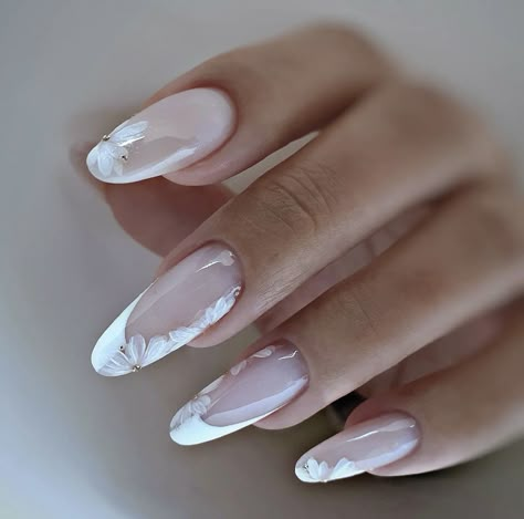 White French Tip Almond, Dip Spring Nails, Nails Gel Spring, Pastel Nails Spring, Spring Nails Dip, Short Nails Spring, Gel Short Nails, Gel Spring Nails, Spring Nails Short