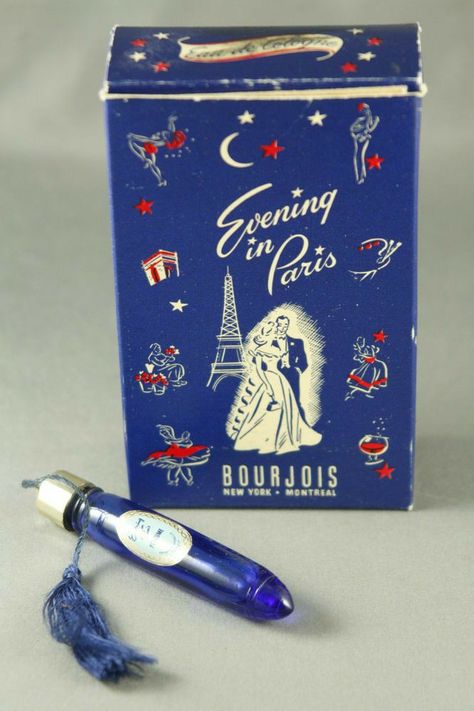 Evening In Paris, Paris Perfume, Fragrance Packaging, Blue Perfume, Perfume Photography, Perfume Packaging, Antique Perfume Bottles, Vintage Cosmetics, Decoupage Vintage