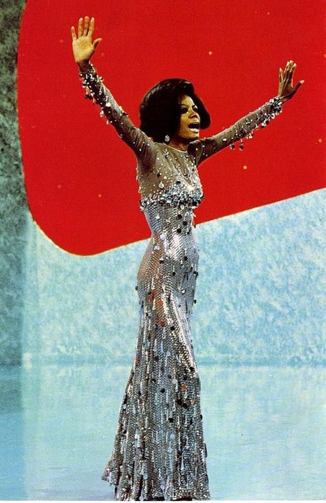 Diana Ross Fashion, Diana Ross 70s, Diana Ross Style, Moda Disco, Diana Ross Supremes, Disco 70s, 70s Glam, Disco Glam, Disco Fashion