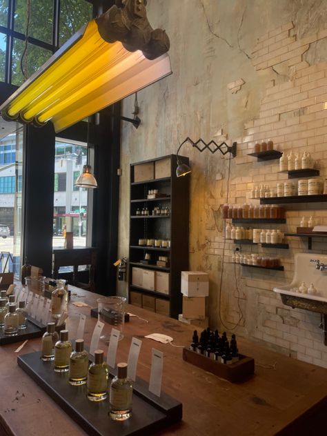 Le Labo Store, Fragrance Boutique, Perfume Workshop, Soap Aesthetic, Perfume Factory, Maker Labs, Perfume Aesthetic, Fragrance Lab, Lab Design