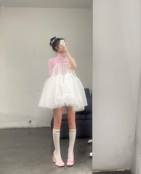 Tutu Skirt Outfit, Douyin Fashion, Recycled Dress, Fashion Corner, Event Outfit, Skirt Outfit, Fashion Design Clothes, Tutu Skirt, Dream Dress