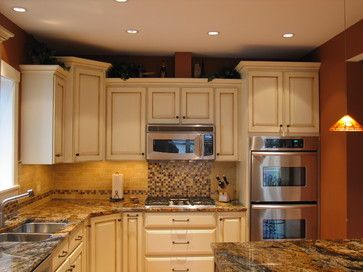 subway tile (not the tile above the stove, though) nice cabinets, but don't want the glaze. nice counter, but don't want that much pattern. Refurbished Kitchen Cabinets, Kitchen Color Themes, Kitchens Traditional, Kitchen Backsplash Tile Designs, Double Oven Kitchen, Traditional Kitchen Remodel, Oven Design, Mosaic Backsplash Kitchen, Kitchen Planner