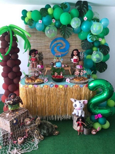 Moana Backdrop Ideas Diy, Maui Themed Birthday Party, Moana Maui Birthday Party, Moana Welcome Party Sign, Moana And Maui Birthday Party Ideas, Moana Bday Party Ideas, Moana Themed Birthday Party Decorations, Maui Birthday Party Ideas, Moana Second Birthday Party