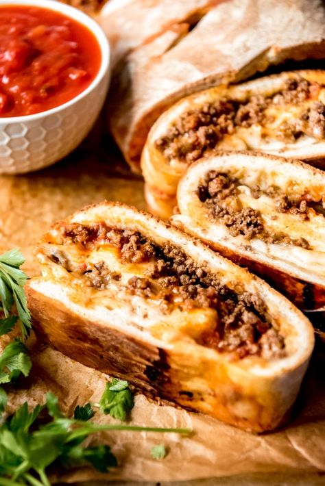 Favorite Ground Beef Recipes, Hamburger Calzone Recipe, Ground Beef Calzone, Stromboli With Ground Beef, Ground Beef Stromboli, Ground Beef And Bread Recipes, Ground Beef Stromboli Recipe, Hamburger Calzone, Ground Beef Calzone Recipe