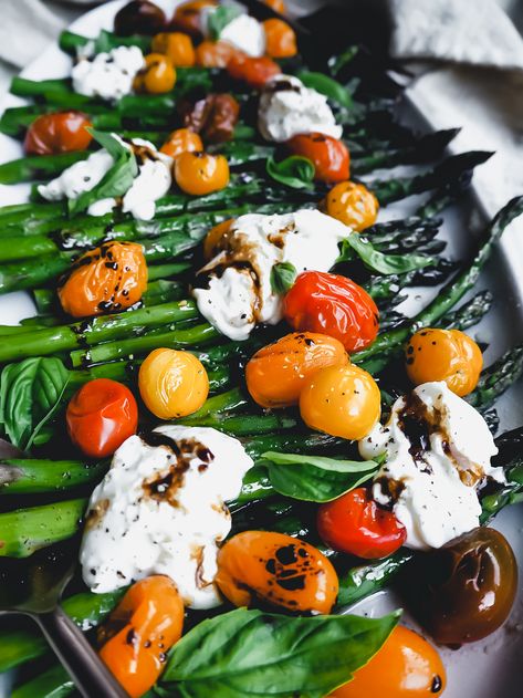 Roasted Asparagus & Tomatoes with Burrata Asparagus Lasagna Recipe, Roasted Asparagus And Tomatoes Oven, Roasted Asparagus With Tomatoes, Caprese Roasted Asparagus Recipe, Asparagus Tomato Salad With Burrata, Tomatoes With Burrata, Parmesan Roasted Asparagus With Tomatoes, Asparagus Balsamic, Burrata Recipe