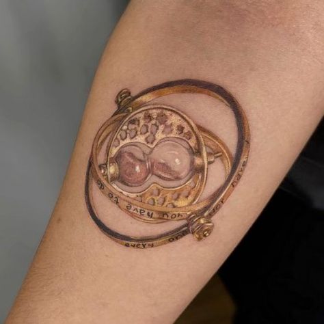 Discover 20 Enchanting Small Harry Potter Tattoo Ideas for the Ultimate Fan in 2024 Small Harry Potter Tattoo Ideas, Ravenclaw And Gryffindor, Small Harry Potter Tattoo, Harry Potter Tattoo Unique, Harry Potter Tattoo Ideas, Golden Snitch Tattoo, Snitch Tattoo, The Hogwarts Houses, Harry Tattoos