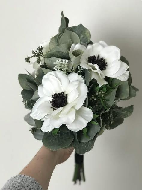 Aneome Bridal Bouquet, Dark Green And White Bridal Bouquet, Black And White Prom Flowers, Long Stem Peony Bouquet, Black Bridesmaids Bouquets, Fake Floral Bouquet, Winter Wedding Bouquet Bridesmaid, Black And Green Wedding Flowers, Black And White Flowers Bouquet