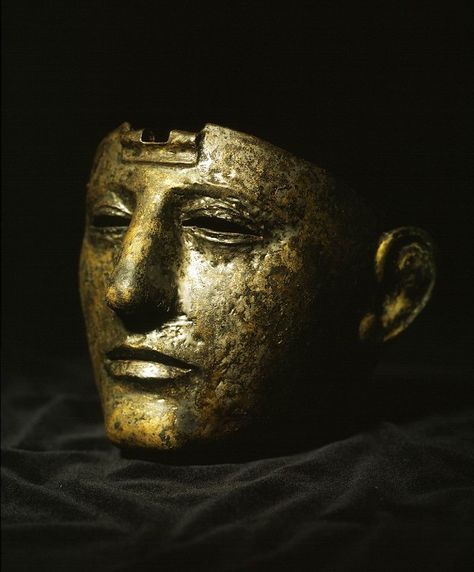 Roman bronze mask coated with silver. The mask has a hinge at the top, it was meant to cover the entire face but could be held up for better vision or fresh air; 100 - 75 AD. [600x750] - Imgur Better Vision, Empire Romain, Roman Sculpture, Momento Mori, Ancient Sculpture, Roman Art, Roman History, Medieval Armor, Masks Art