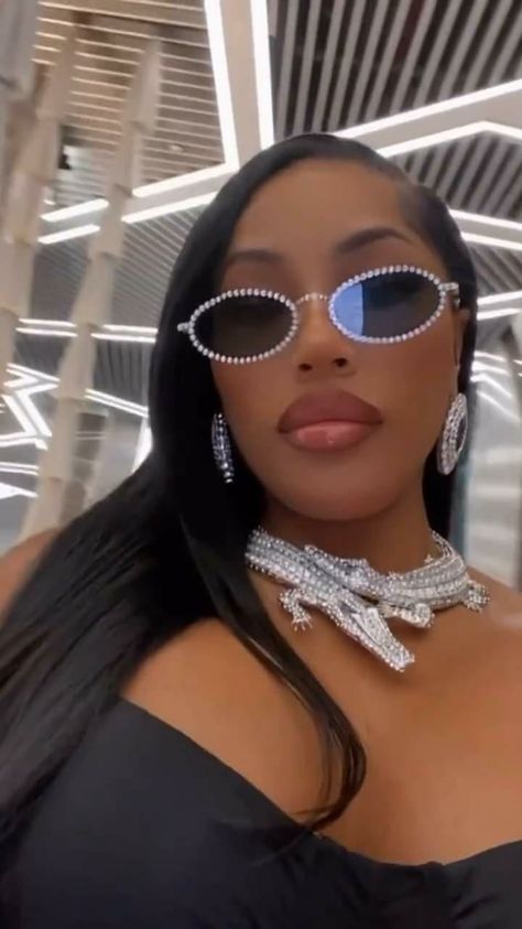 Gentle Monster Glasses, Stefflon Don, Celebrities Crush, Gentle Monster, Rappers, Celebrity Crush, Sunnies, Art Gallery, Celebrities