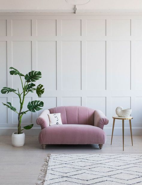 White Wall Paneling, Velvet Furniture, Pink Sofa, Pink Living Room, Shell Chair, Interiors Dream, Condo Living, Sofa Upholstery, Cozy Space