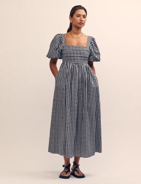 Midi Smock Dress, Smart Casual Women Outfits, Smart Casual Women, Cord Dress, Black Gingham, Black Print Dress, Black Knit Dress, Iconic Dresses, Essential Dress