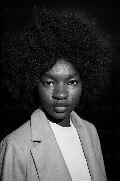 Woman Portrait, Confident Woman, Black People, Female Portrait, White Photography, Black And White Photography, Drawing Reference, Black Women, Royalty Free Stock Photos