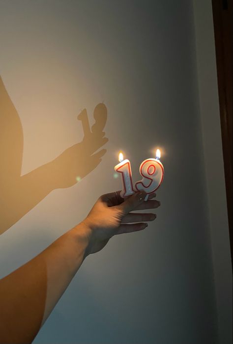 19 Birthday Story Instagram, Sweet 19 Birthday, Hello 19 Birthday, Happy Birthday 19 Years, 19 Years Birthday, Happy 19th Birthday To Me, Happy 19 Birthday, Birthday 19 Aesthetic, 19 Th Birthday