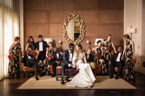 How To Master Group Portraits | Wedding Photography Guide, Pt. 7 Wedding Photography Guide, Group Photo Poses, Wedding Parties Pictures, Group Photography, Photographie Portrait Inspiration, Glamorous Wedding, Glam Wedding, Wedding Photography Poses, Wedding Poses