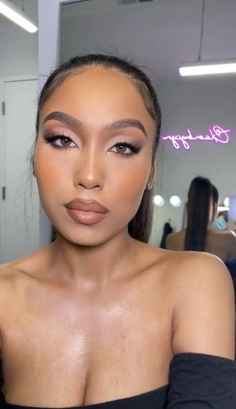 Cream Wedding Makeup, Soft Glam Makeup Black Women Light Skin, Makeup 2023 Trends, Alexis Vogel, Baby Shower Makeup, Makeup Tips Eyeshadow, Natural Glam Makeup, Glam Wedding Makeup, Girly Makeup