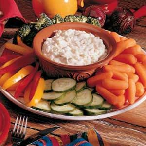 Mozzarella Dip Recipe- Recipes  For a creamy, cheesy dip that inspires munching on raw vegetables, give this recipe a try, suggests Springfield, Missouri field editor Faye Hintz. "It's a great part snack." she says. Mozzarella Dip Cold, Missouri Recipes, Mozzarella Dip, Overnight Salad, Blt Dip, Cheesy Dip, Garlic Dip, Favorite Dips, Springfield Missouri