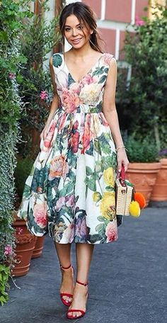 Vestido juvenil Summer Dress Ideas, Long Dress Casual, Mode Inspiration, Dress Ideas, A Dress, Stylish Dresses, Dress Patterns, Pretty Dresses, Elegant Dresses