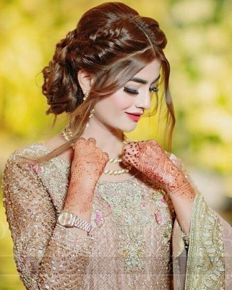 Long Hair Bridal Styles, Long Hair Bridal, Pakistani Bridal Hairstyles, Hairstyles For Indian Wedding, Wedding Hairstyle Ideas, Girly Pics, Long Bridal Hair, Engagement Hairstyles, Bridal Makeup Images