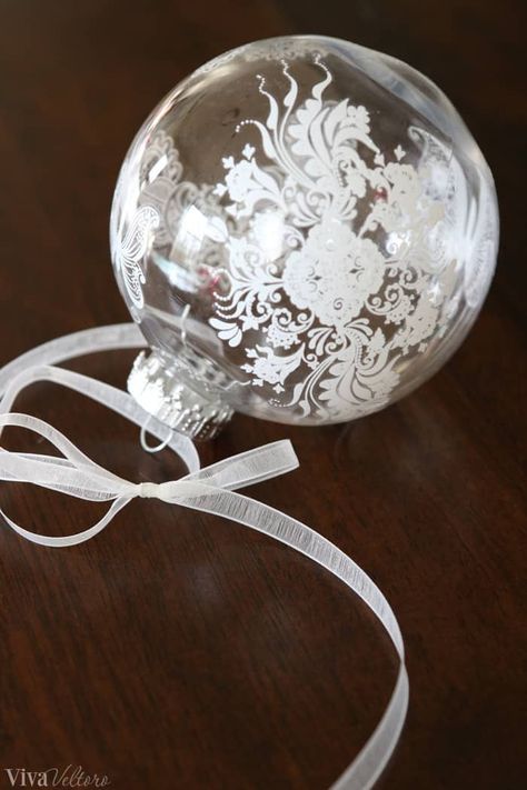 tattoo ornament Christmas Decorations Diy For Kids, Glass Ornaments Diy, Tattoo Ornament, Glass Tattoo, Clear Glass Ornaments, Stripping Paint, Crafty Christmas, Clear Ornaments, Ornament Tutorial