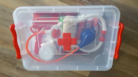 There's A Doctor In All Of Us: DIY Doctor's Kit For Kids — Steemit Play Doctors Office, Kids Doctor Kit, Diy Doctor, Quiet Play, I Love Games, Diy Office, Diy Toddler, Love Games, Kid Activities