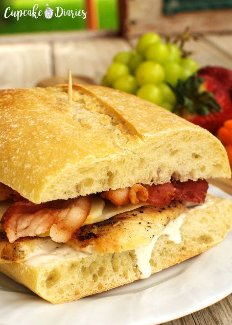 Pioneer Woman Grilled Chicken, Beef Dips, Bacon Cheese Sandwich, Gyro Recipes, Chicken Bacon Cheese, Ranch Sandwich, Amazing Sandwiches, Chicken Bacon Ranch Sandwich, Future Chef