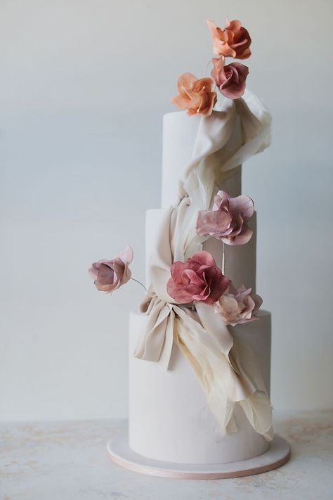 Wedding Cake Trends, Modern Cakes, Cake Trends, Modern Wedding Cake, Wedding Cakes With Flowers, Elegant Wedding Cakes, Wedding Cake Inspiration, 2024 Wedding