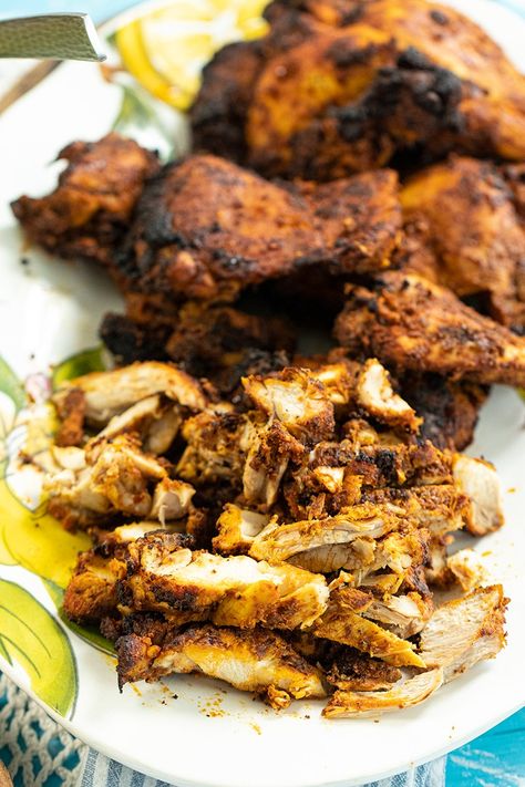 Chicken Shawarma in the Air Fryer - Dimitras Dishes Chicken Doner, Dimitras Dishes, Easy Chicken Dinner, Chicken Dinner Recipe, Greek Recipes Authentic, Chicken Shawarma Recipe, Greek Chicken Recipes, Shawarma Recipe, Doner Kebab