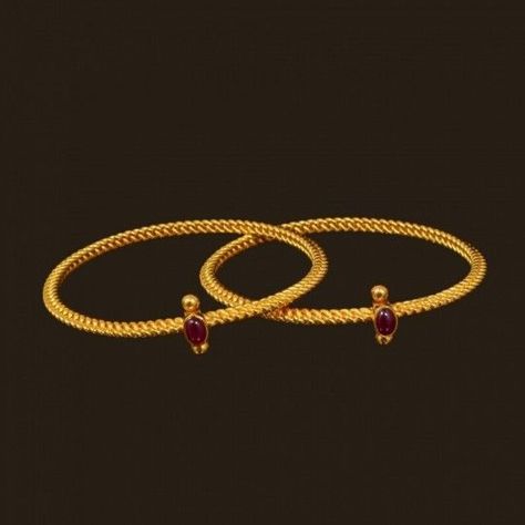 Gold Bangle Design for Daily Use #GoldJewelleryBangles #PlainGoldJewellery Ruby Bangles Gold, Gold Bangle Design, Plain Gold Bangles, Gold Bangles Indian, Bangle Design, Gold Jewelry Outfits, Gold Bangle Set, Ruby Rings, Antique Jewelry Indian