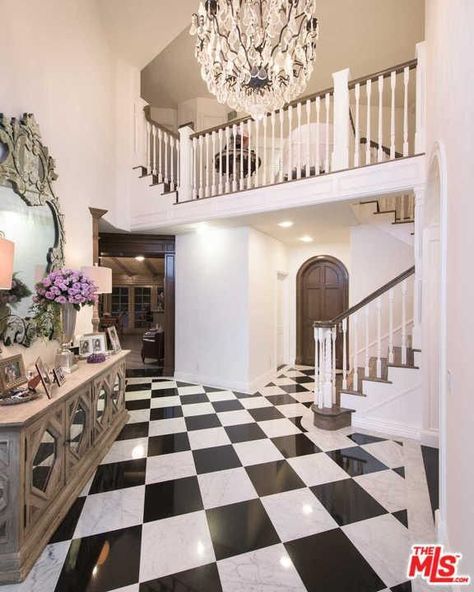 Real Housewife Kyle Richards Lists Bel Air Home For Sale | Observer Bel Air Mansion, Real Housewives Of Beverly Hills, Kyle Richards, Mansions For Sale, Housewives Of Beverly Hills, White Cabinetry, Reno Ideas, Bedroom With Ensuite, Celebrity Houses