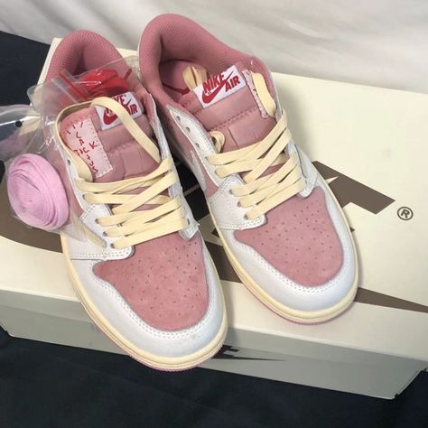 Authentic Travis Scott X Jordan 1 Low Sneakers Size38 Brand New With Box,100% Authentic. If You Like It, Can Give Me A Reasonable Offer. Travis Scott X Air Jordan 1 Low Reverse Mocha, Shadow Toe Jordan 1 Low, Jordan 1 Zoom Easter, Air Jordan 1 Lows Women, Air Jordan 1 Mid Se Elephant Print, Air Jordan 1 Low Collection, Nike Jordans Low Rise, Jordans 3 Millatry, Jordan 1 With Shorts Women